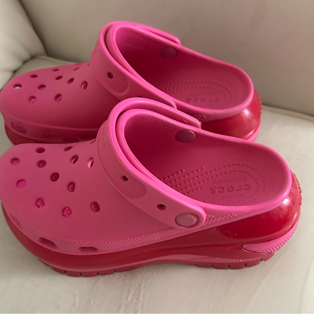 CROCS Classic Bae Platform Pink Clog Hot Pink with Red